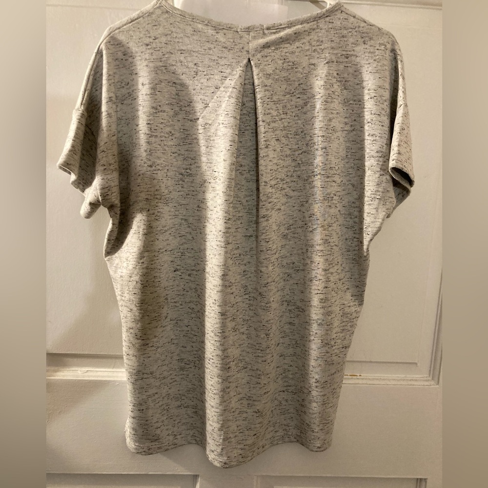 Splendid Heather Gray V-Neck Tee - Picture 3 of 8